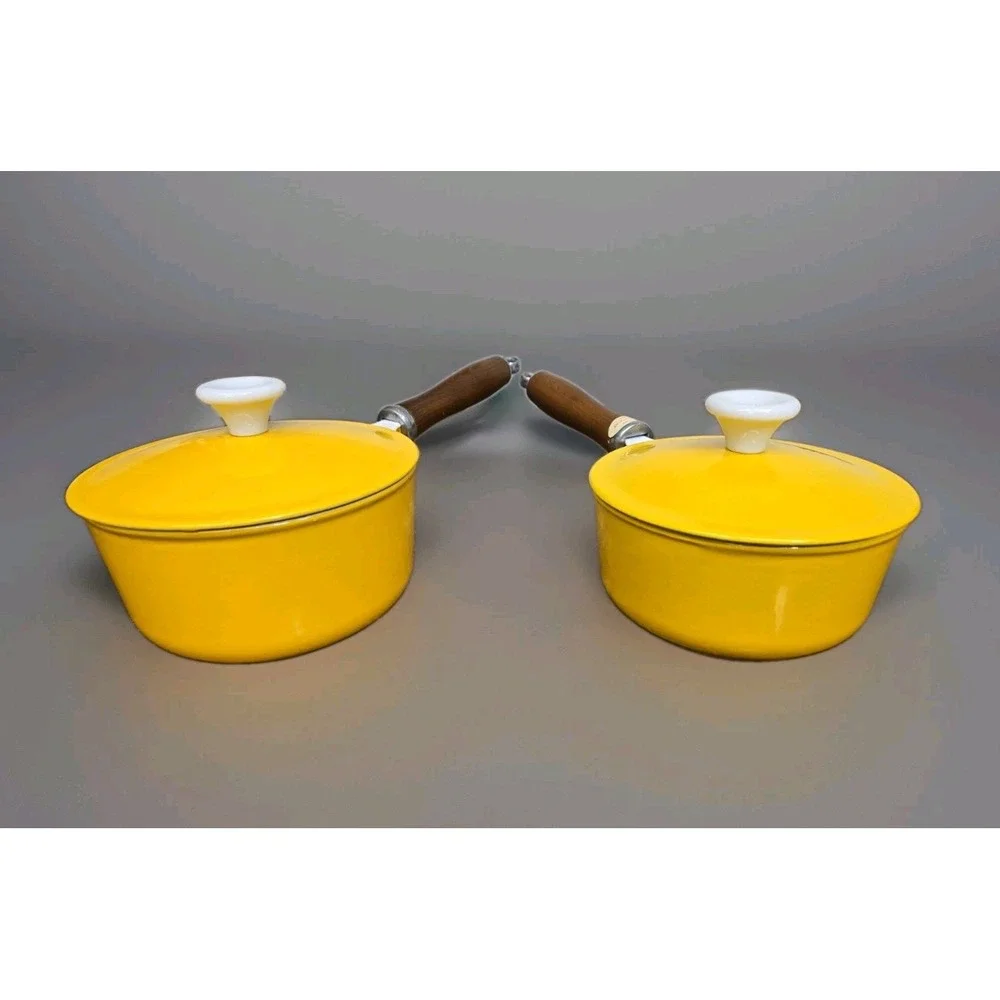 Vintage Finesse Yellow Enamel Saucepan Set 1L & 1.5L w/ Lids Wood Handles MCM